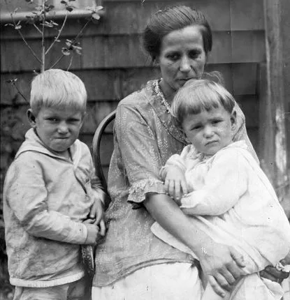 Bertha Kubal with her two children